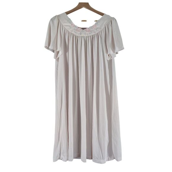 Shadowline Other - Vintage Shadowline Nylon Nightgown Size L Embroidered Floral Coquette Romantic